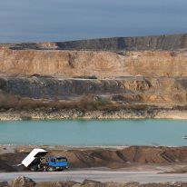 banner_quarry-blue-truck